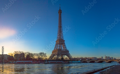 eiffel tower in paris © AE