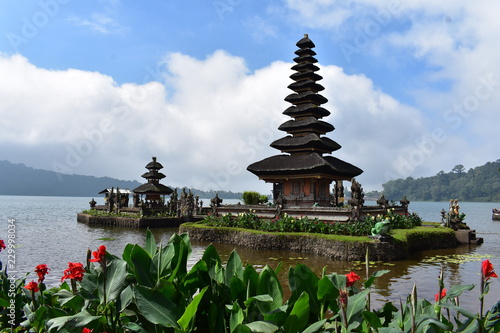 Danau Beratan Bedugul in Bali