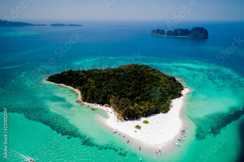 Canvas Print incredible view bamboo island from the top in thailand