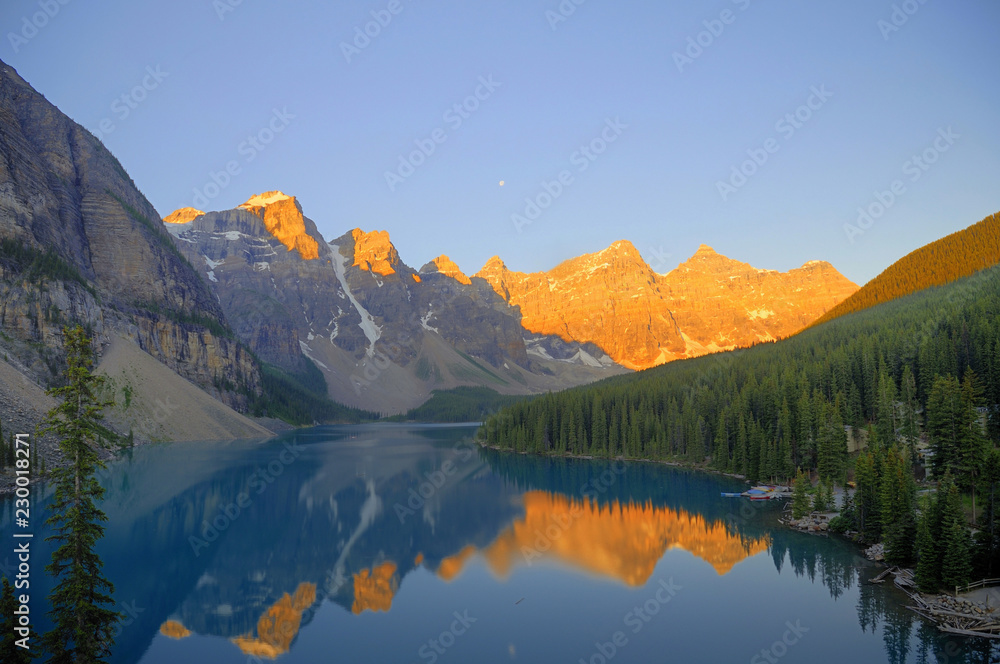 Moraine lake, Banff, Canada at sunrise