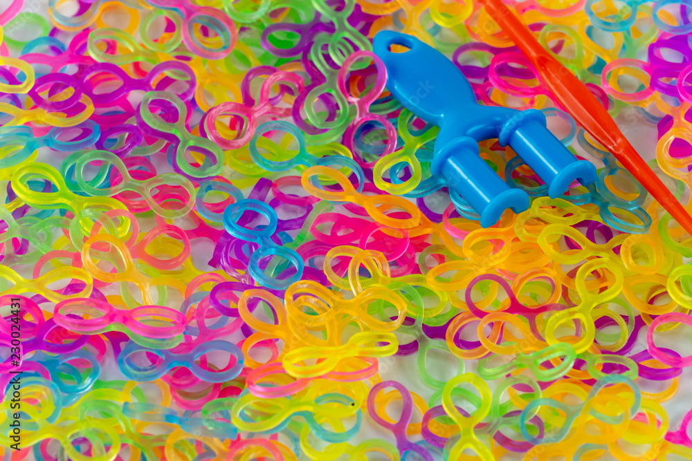 Rubber knit ,Many colored rubber bands Rubber knit ,Many colored rubber bands