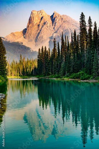 Canada rockies, Yoho national park, Emerald lake photo