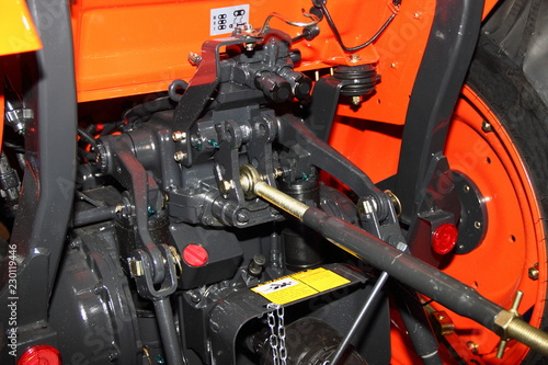 Fényképezés Tractor drive for mounted units - PTO shaft and transfer case