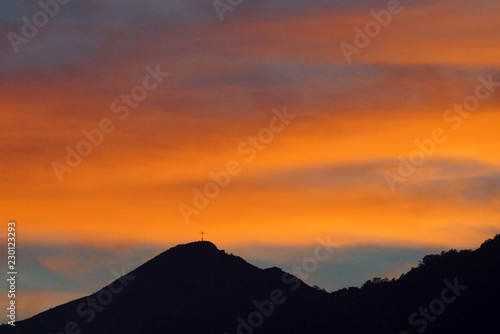sunset beyond the mountains © Andrea D'Angiolo