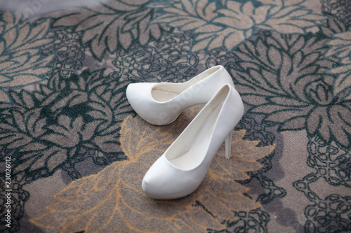 Wallpaper Mural white shoes of the bride and bouquet Torontodigital.ca