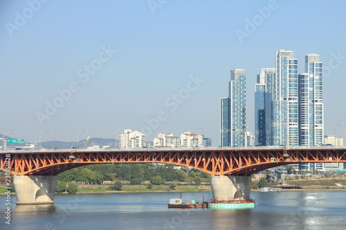 Seongsu Bridge over Han River in Seoul, South Korea