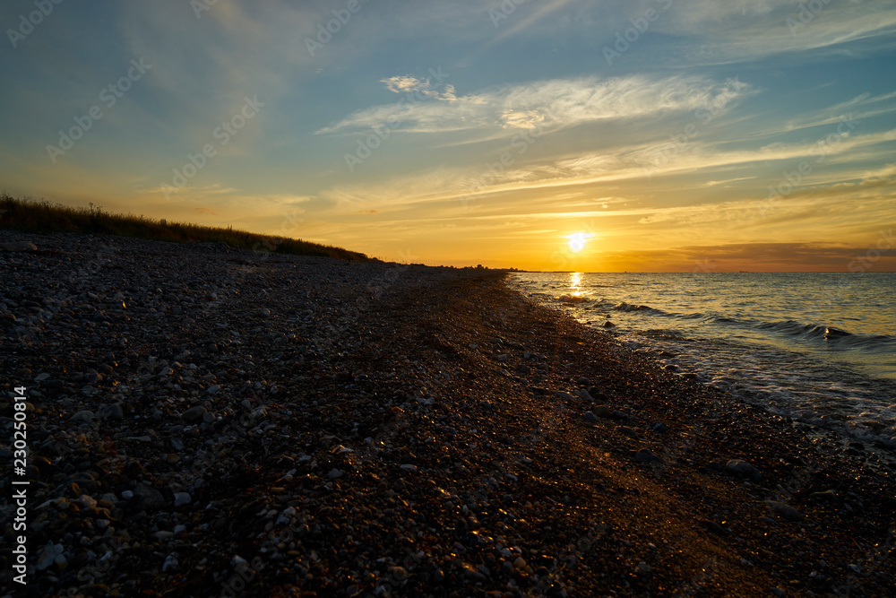 NSG Strandseenlandschaft bei Schmoel, zwischen Schmoel und Hohenfelde an der Ostsee, Kreis Plön, Probstei, Schleswig-Holstein, Deutschland... NSG Strandseenlandschaft bei Schmoel, zwischen Schmoel und Hohenfelde an der Ostsee, Kreis Plön, Probstei, Schleswig-Holstein, Deutschland...
