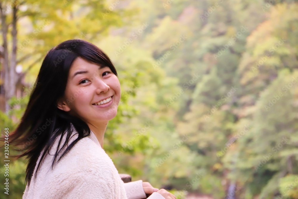 黒部峡谷の秋 紅葉の旅 黒部峡谷の秋 紅葉の旅