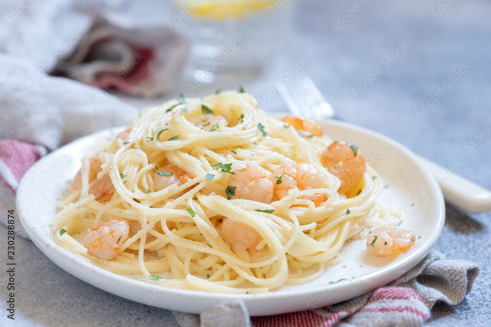 spaghetti with shrimps and creamy sauce spaghetti with shrimps and creamy sauce