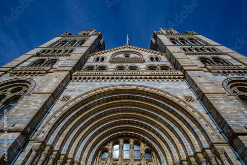 Obraz na płótnie Natural History museum in England, London, UK w salonie