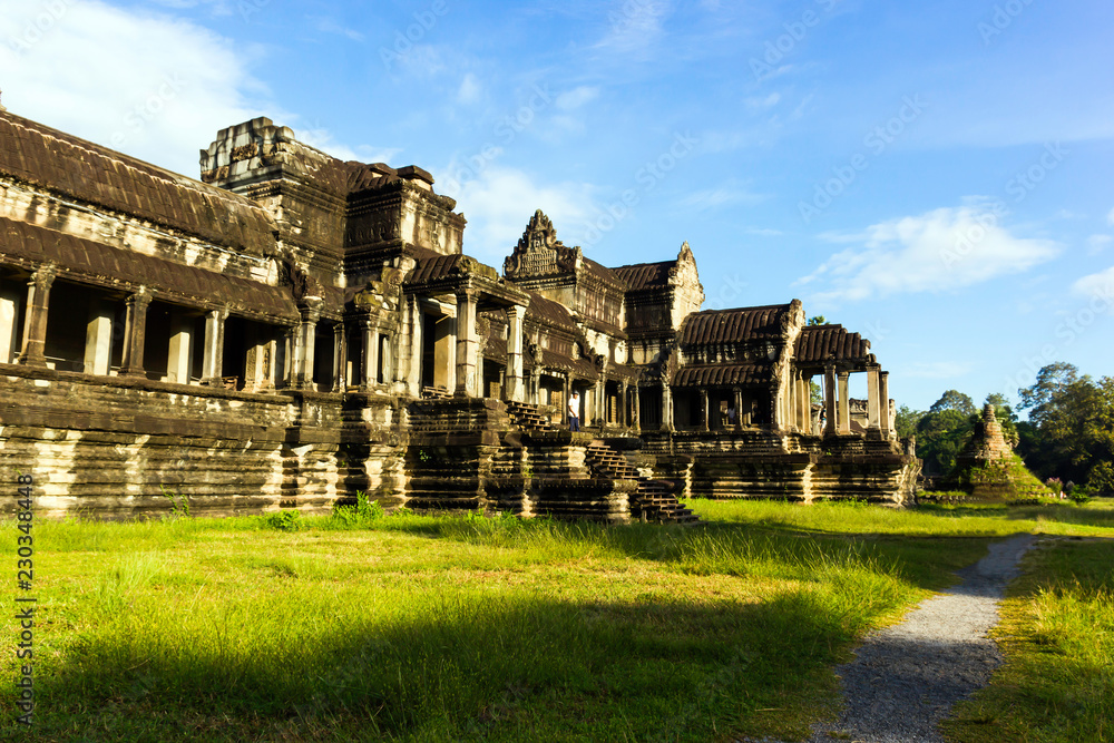 Angkor wat buidling sightseeing
