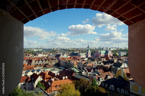 Fototapeta Widok na Poznań z zamkowego okna, Zamku Królewskiego w Poznaniu