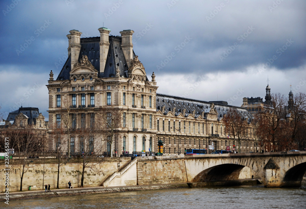 Fototapeta premium Il museo del Louvre 