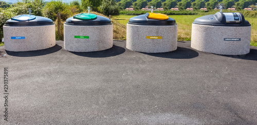 bacs de tri sélectif pour la collecte des ordures
