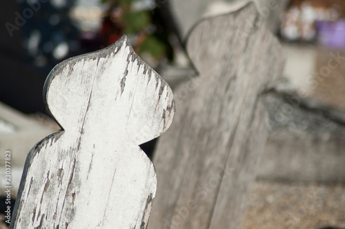 Photography closeup of wooden tomb in muslim cemetery