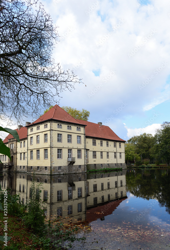 Fototapeta premium Schloss Strünkede in Herne