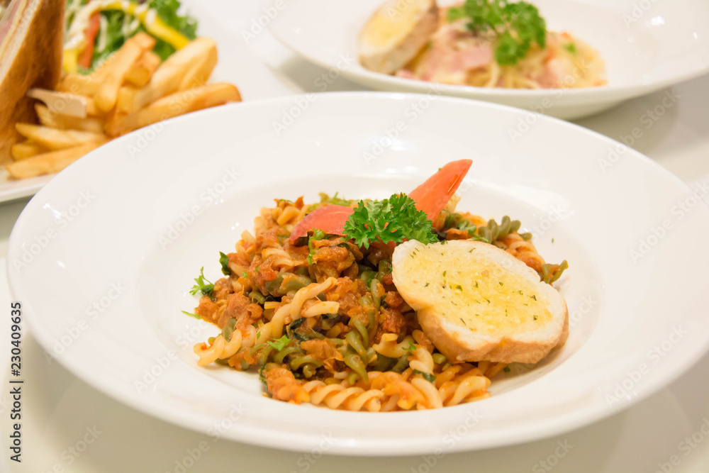 macaroni pasta in spicy tomato sauce macaroni pasta in spicy tomato sauce