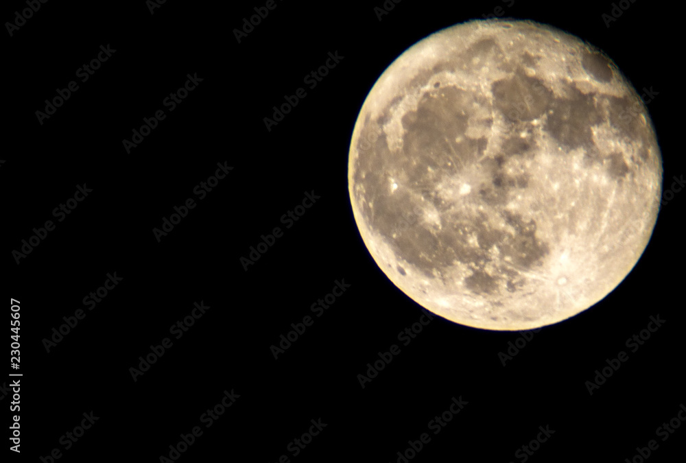 Obraz premium full moon in the sky