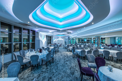 Fotografija Blue embedded led lights on ceiling in master ceremonial hall