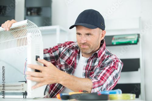 electrical radiator technician