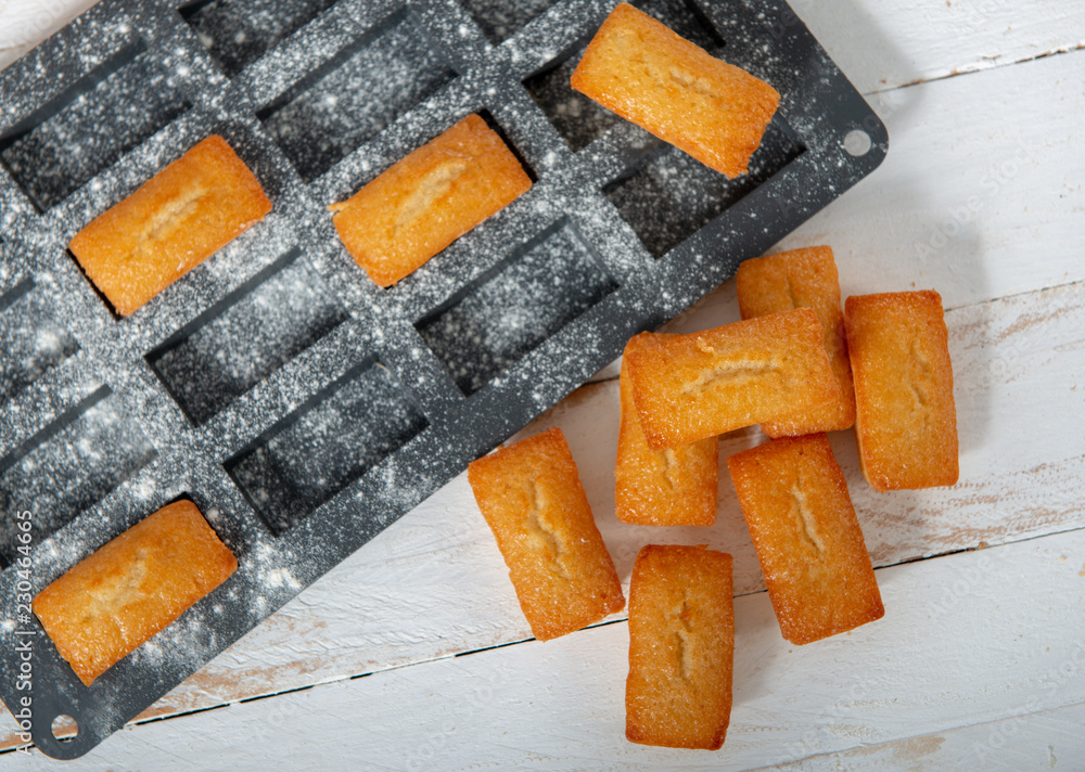Ταπετσαρία homemade financier cake, french pastry