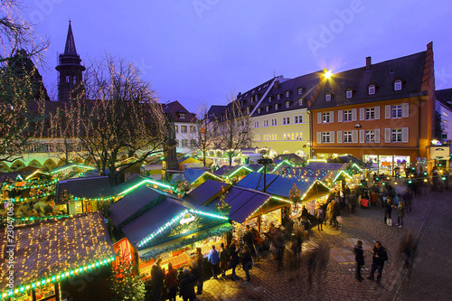 Weihnachtsmarkt Freiburg photo