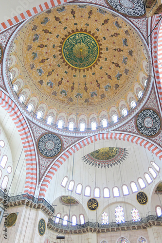 Wallpaper Mural Suleymaniye Mosque (Suleymaniye Camisi) in Istanbul, Turkey Torontodigital.ca