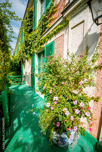 Fototapeta Naklejka Na Ścianę i Meble -  House and garden of Claud Monet, famous french impressionist painter in Giverny town in France
