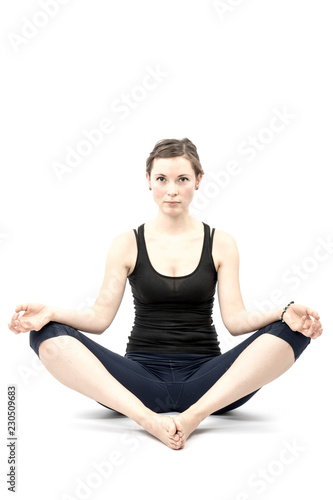 Junge Frau beim Yoga