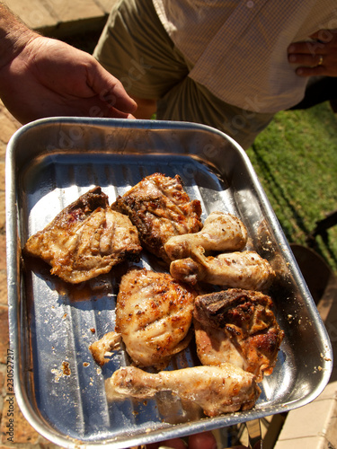 Obraz na płótnie BBQ grilled chicken, lunch w salonie