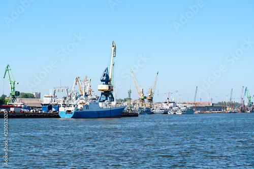 seaport, crane in port, concept of shipping