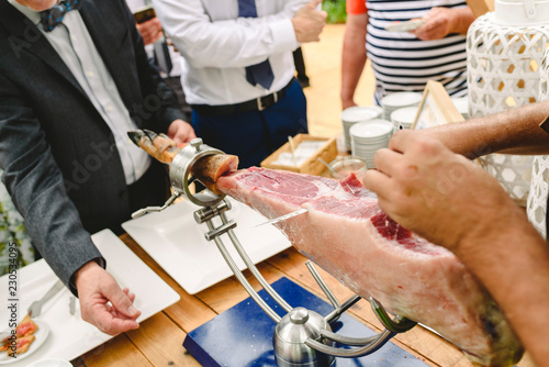 Iberian acorn ham leg to the cut during an event.