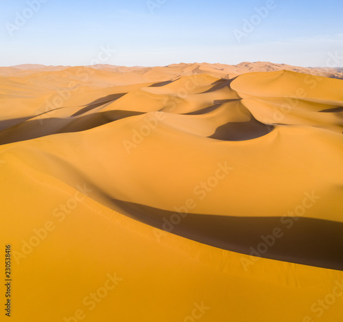Fototapeta Naklejka Na Ścianę i Meble -  beautiful desert landscape at dusk