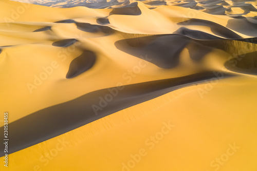 golden sand dunes background