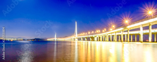 Night view of Shenzhen Bay Bridge © 远华 丘