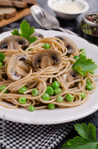 Dark pasta with mushrooms