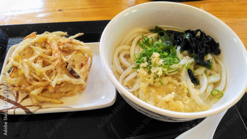 かき揚げとうどん