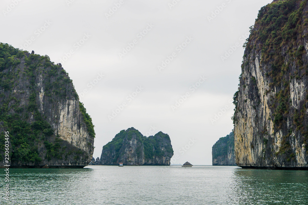 Famous Halong bay in Vietnam, UNESCO Famous Halong bay in Vietnam, UNESCO