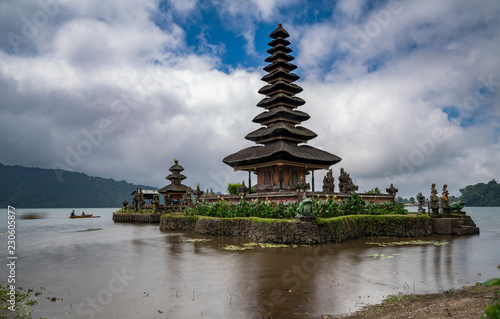Temple Pura Ulun Danu Bratan in Bali surrounded by a lake