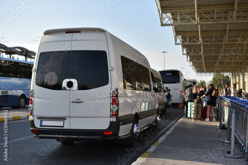Fotomurale minibus travel transfer service in airport