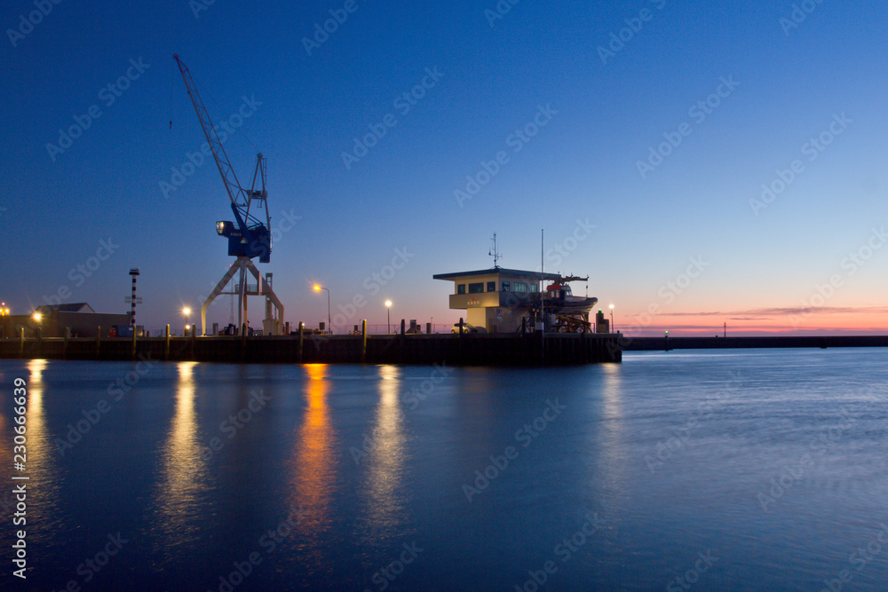 Harlingen Hafen am Abend