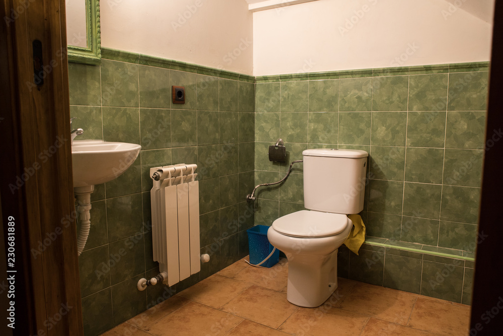 traditional bathroom traditional bathroom