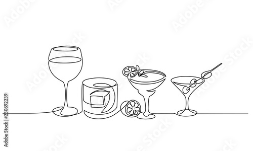 Continuous one line drawing. Bottle and glass of whiskey with ice. Vector illustration