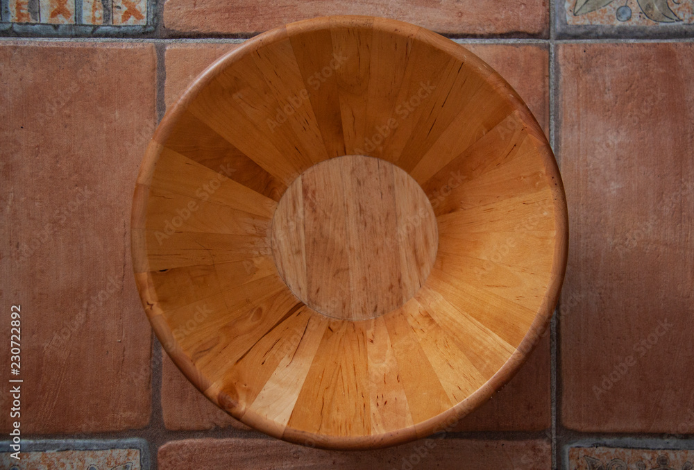 Empty wooden bowl 