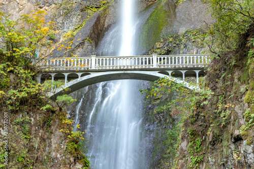 Fototapeta Naklejka Na Ścianę i Meble -  Multnomah falls Portland Oregon
