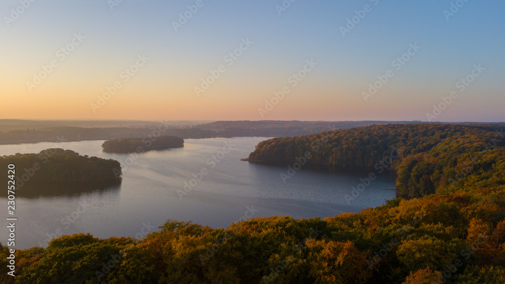 See von oben im Herbst See von oben im Herbst