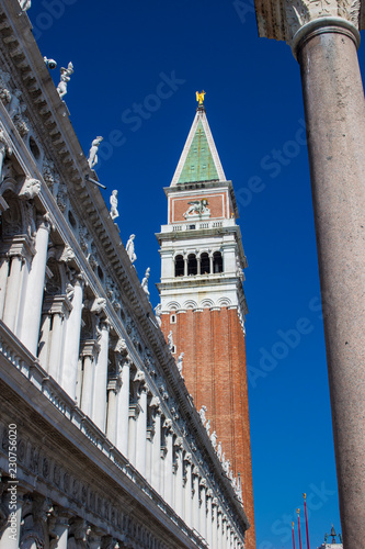 Cuadro en lienzo clock tower in venice