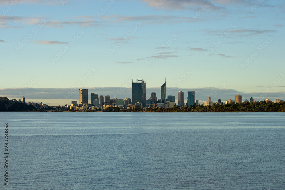 Fototapeta premium Cityscape of Perth and Swan river