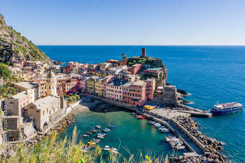 Fototapeta premium Aerial view of the colorful historic center of Vernazza, Cinque Terre, Liguria, Italy
