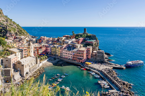 Fototapeta Naklejka Na Ścianę i Meble -  Aerial view of the colorful historic center of Vernazza, Cinque Terre, Liguria, Italy